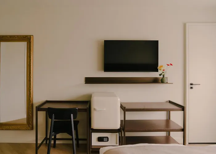 Boutique Hotel Herbergh Amsterdam Airport Free Parking